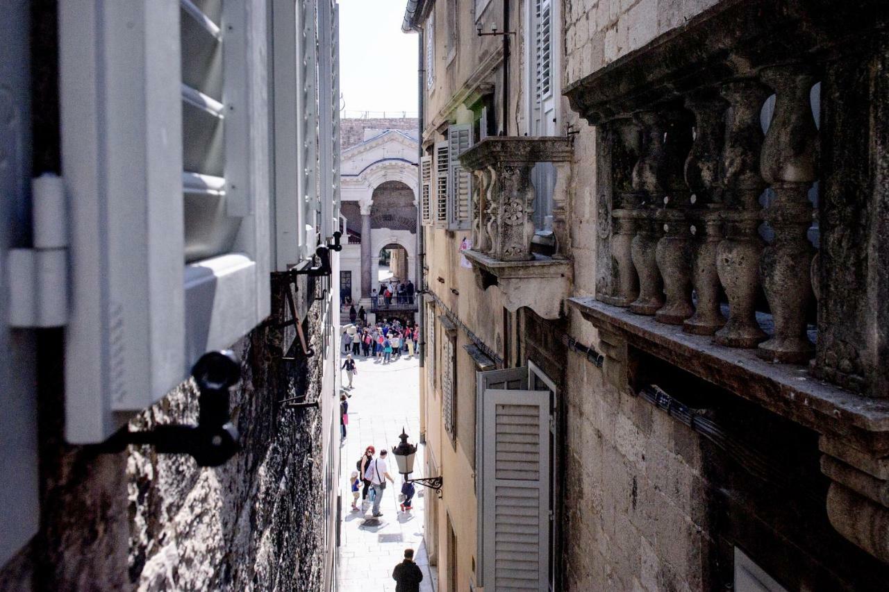 Apartment Peristil Cardo Split Buitenkant foto