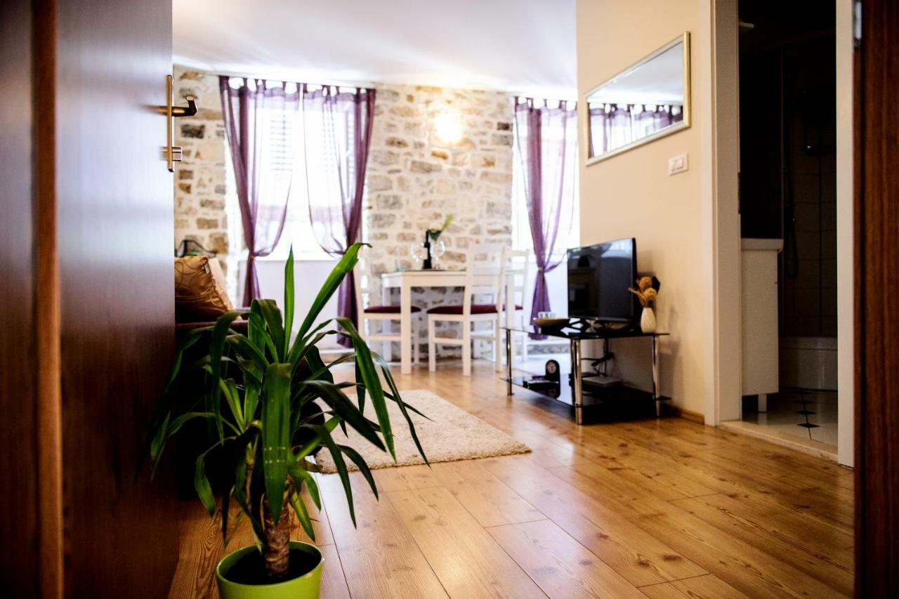 Apartment Peristil Cardo Split Buitenkant foto