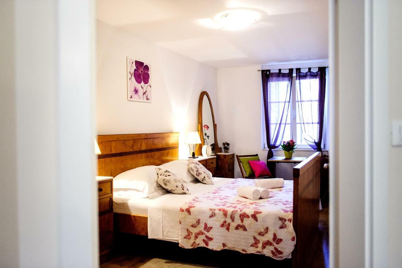 Apartment Peristil Cardo Split Buitenkant foto
